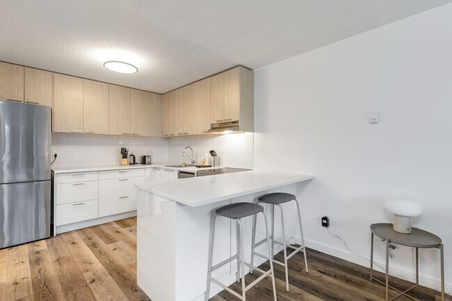 Photo du bâtiment - 254 E 12th Ave