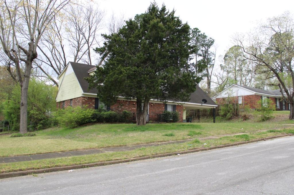 Building Photo - 2895 Spring Ridge Dr