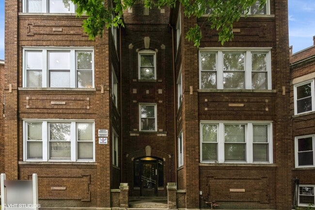 Foto del edificio - 5029 W Washington Blvd