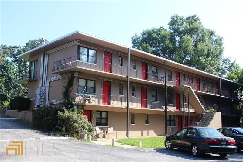 Primary Photo - 815 S Cobb Dr