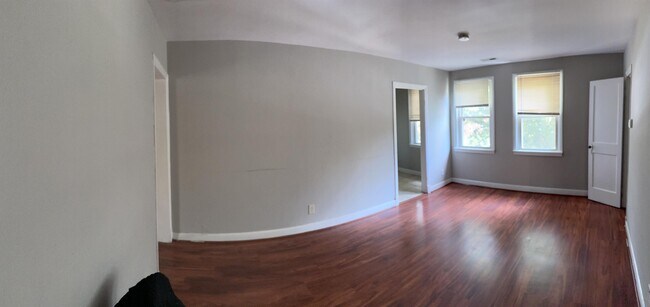 Building Photo - 3310 Dorithan Rd