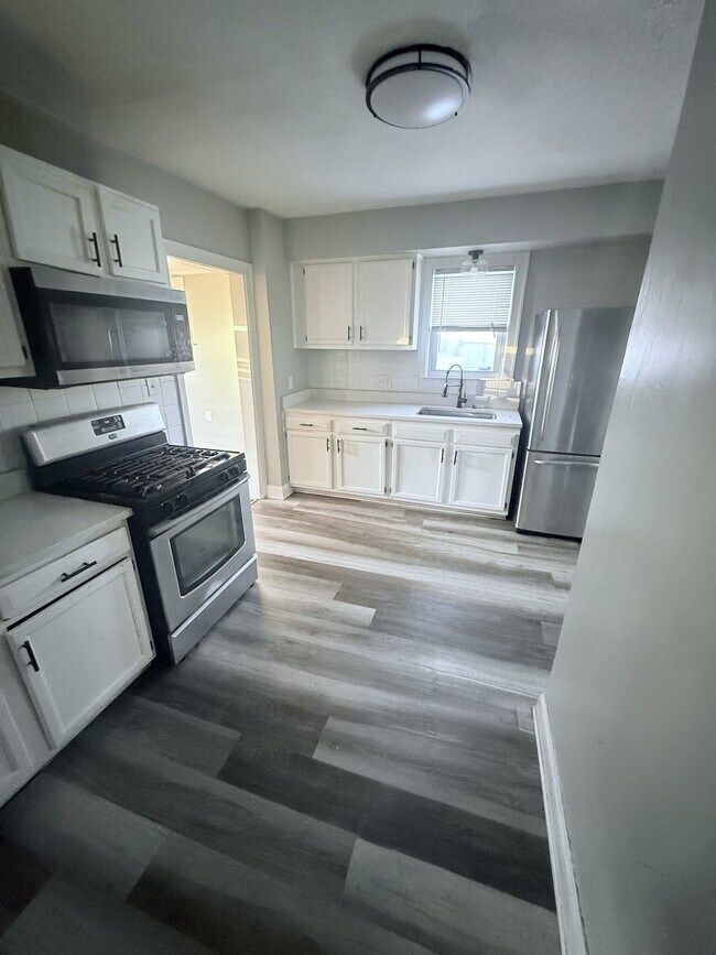 Cocina - 11203 Jackson Ave