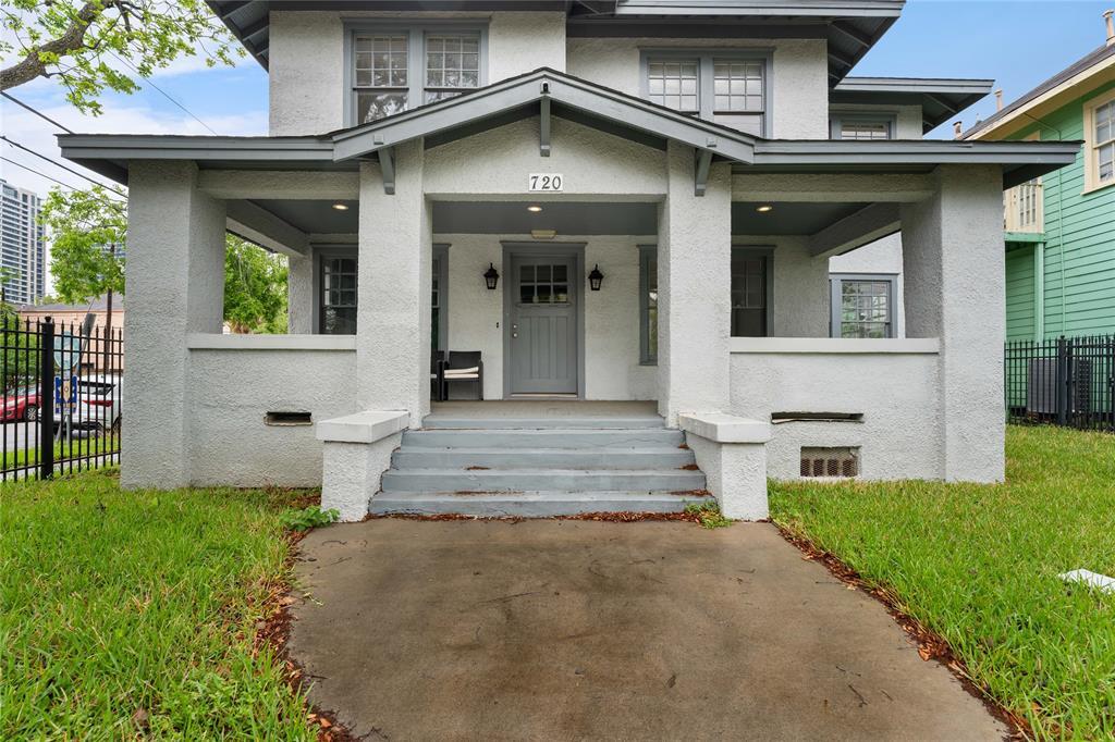 Foto principal - 720 W Alabama St