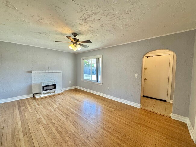 Foto del edificio - 6005 NW 32nd St