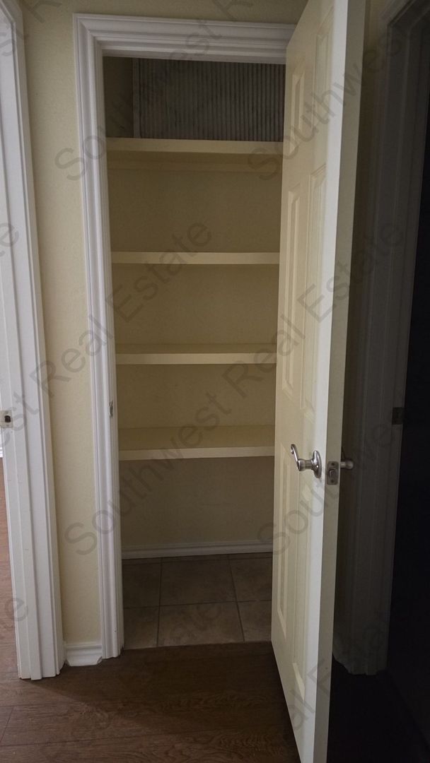 Foto del edificio - 4624 Sandstone Dr