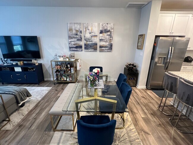 Building Photo - 3333 Ada Mill Aly