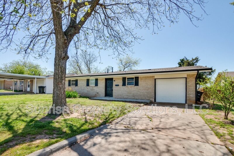 Foto principal - 636 SW 13th St