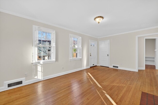 Building Photo - 4556 S Chelsea Ln