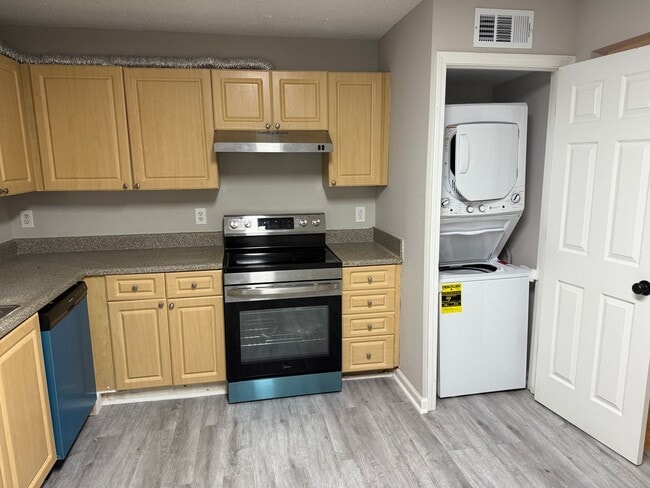 Building Photo - Lovely 2 Bed/1Bath Condo for Lease in Doraville