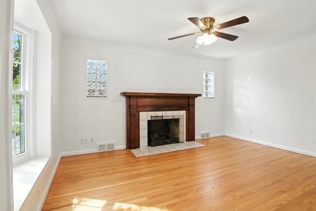 Foto del edificio - 20943 Hunt Club Dr