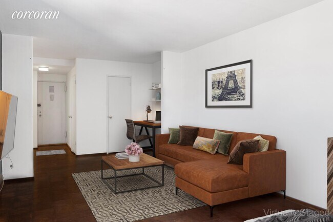 Foto del edificio - 210 E Broadway