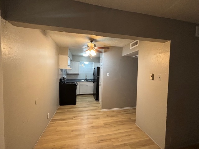 2 Bedroom 1 Bath - Kitchen / Dinning room - Dallas Sonoma