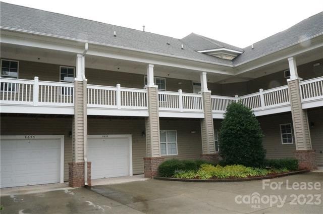 Building Photo - 8659 Edinburgh Square Dr