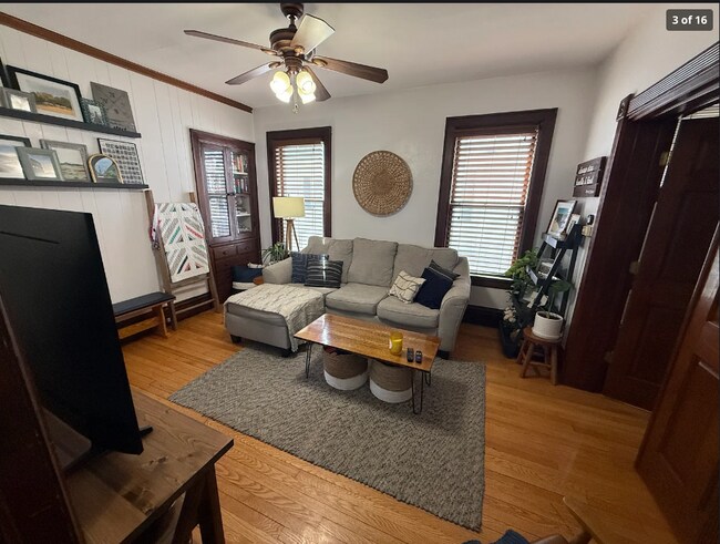 Foto del edificio - 1609 Jefferson St