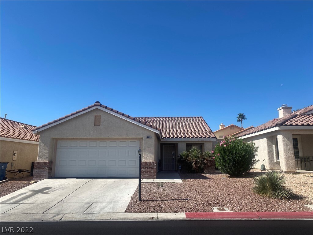 5521 Oakwood Ridge St, Las Vegas, NV 89130 House Rental in Las Vegas