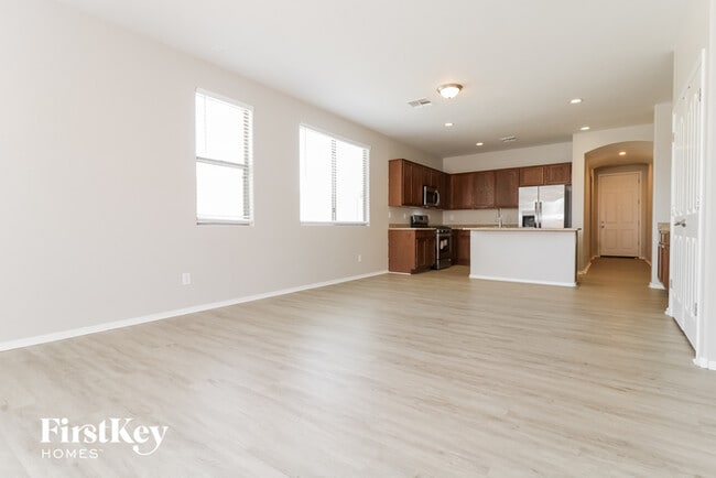 Foto del edificio - 17922 W Sunnyslope Ln