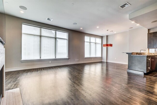 Foto del edificio - 2555 N Pearl St
