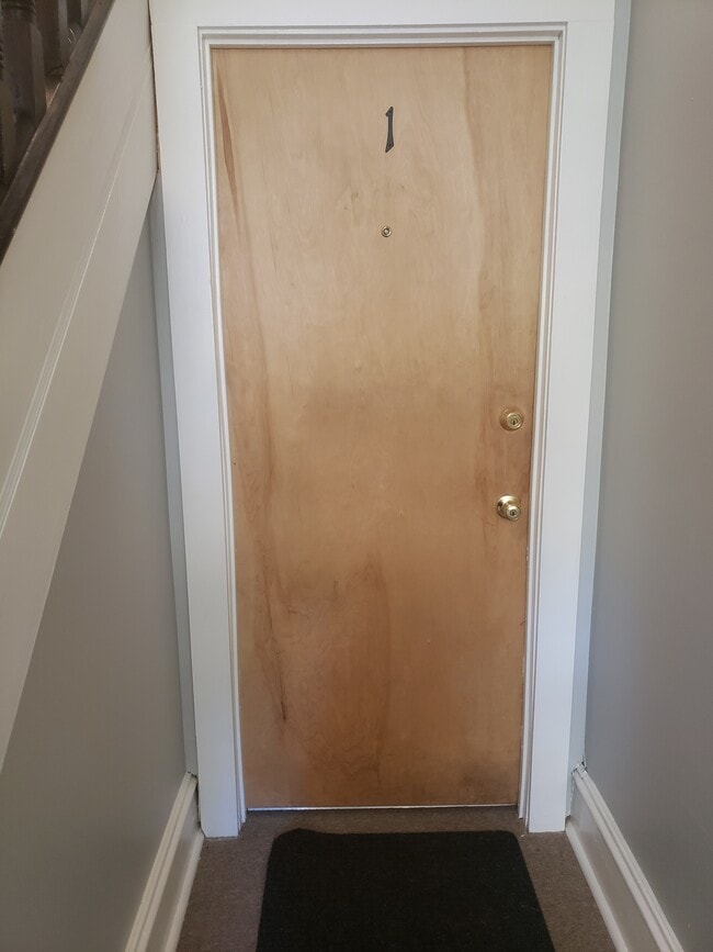 Unit 1 entrance - 3517 Union Ave