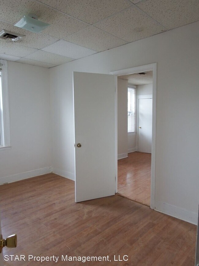 Building Photo - 3435 Greenmount Ave