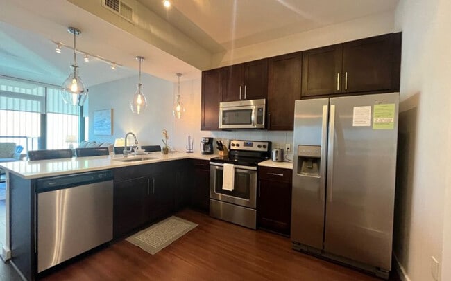 Foto del edificio - 3380 Peachtree Rd NE