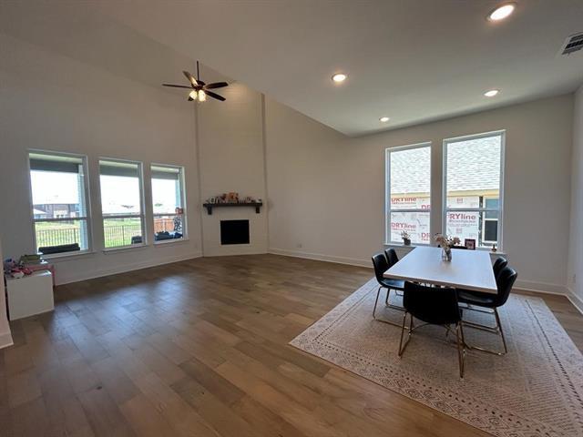 Foto del edificio - 14816 Grissom Ave
