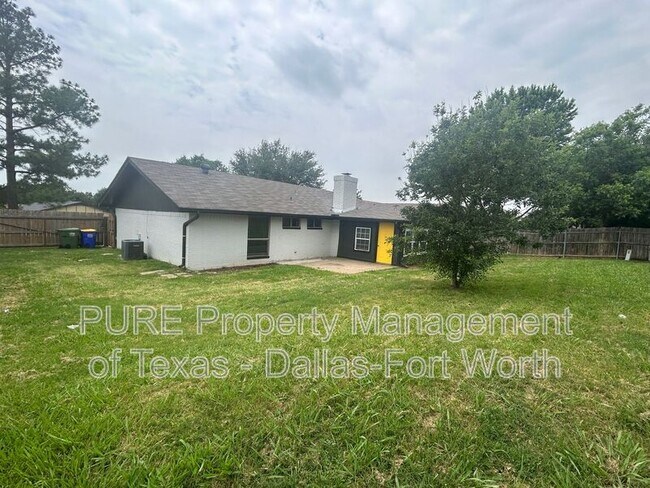 Building Photo - 6461 Starnes Rd