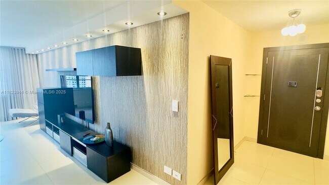 Building Photo - 251 174th St