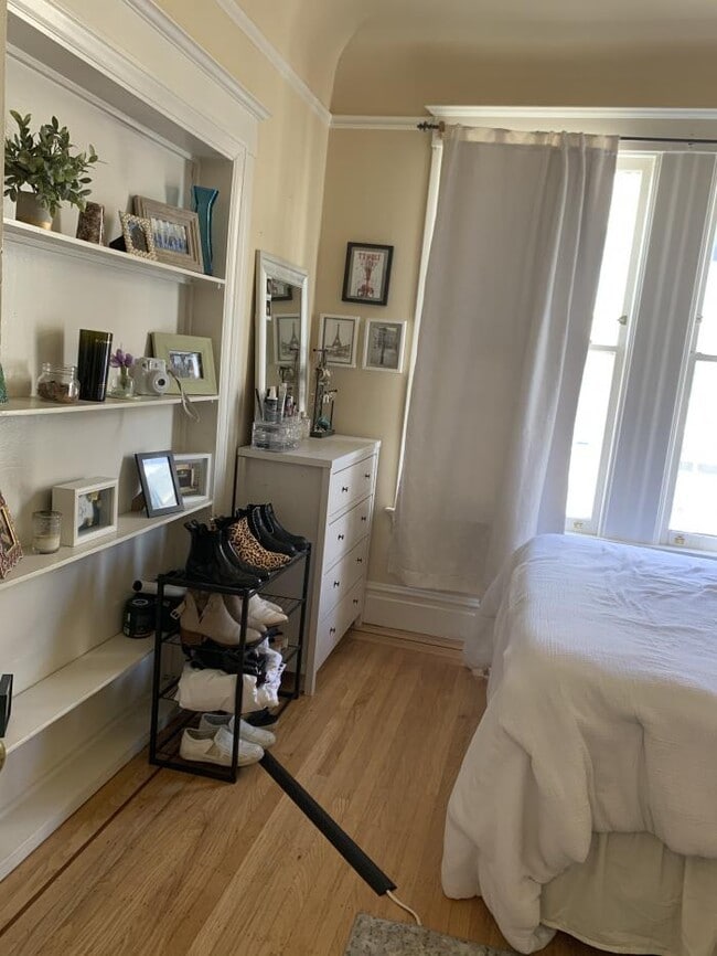 Building Photo - 4 bedroom in San Francisco CA 94109