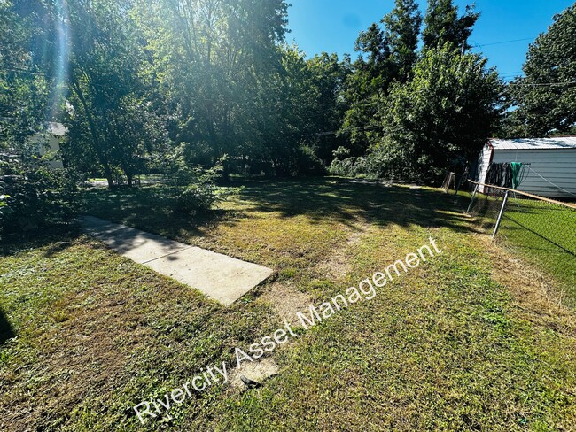 Foto del edificio - 1009 McEvers Rd