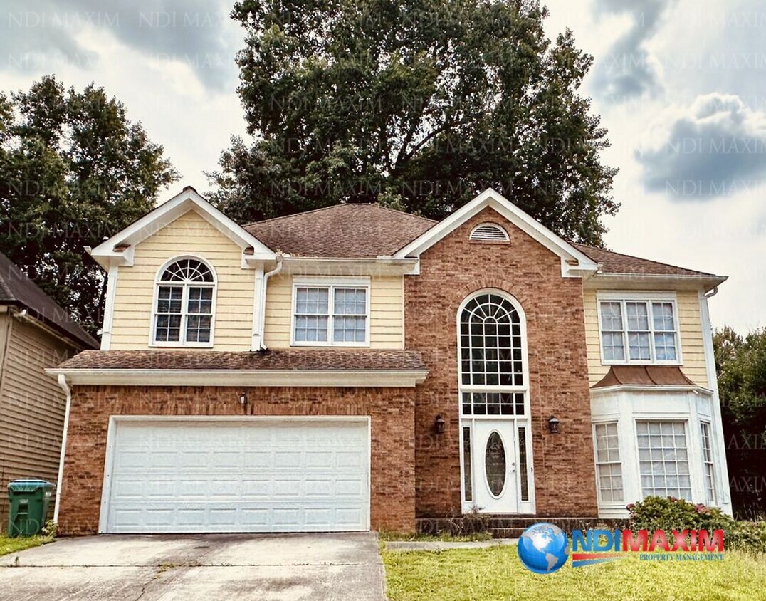 Primary Photo - Beautiful home in the PARKVIEW cluster in ...