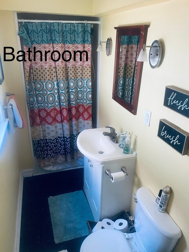 58 Cottage St, Groton, CT 06340 Townhome Rentals in Groton CT