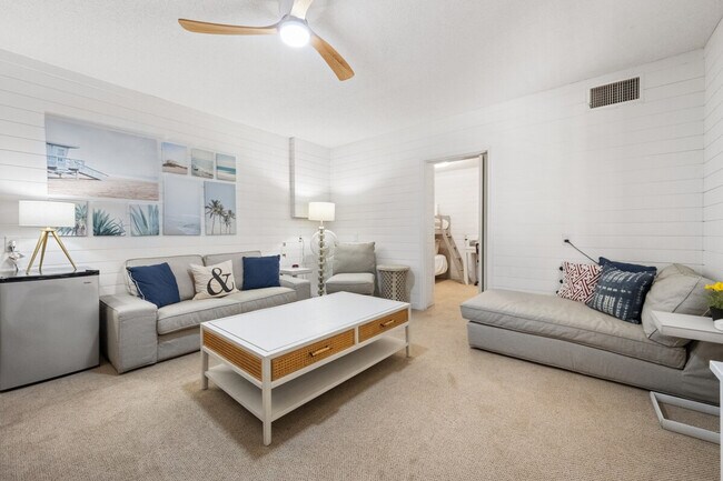 Building Photo - 409 Debordieu Blvd