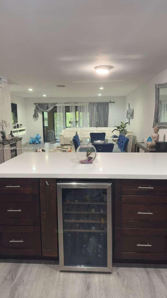 Foto del edificio - 3742 Estepona Ave