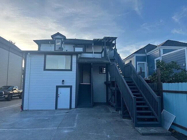 Foto del edificio - 3238 Adeline St