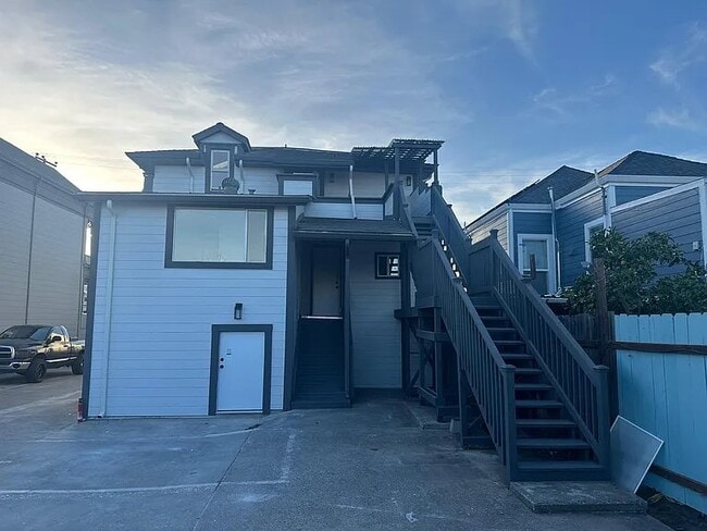 Photo - 3238 Adeline St (Oakland, CA) Apartment