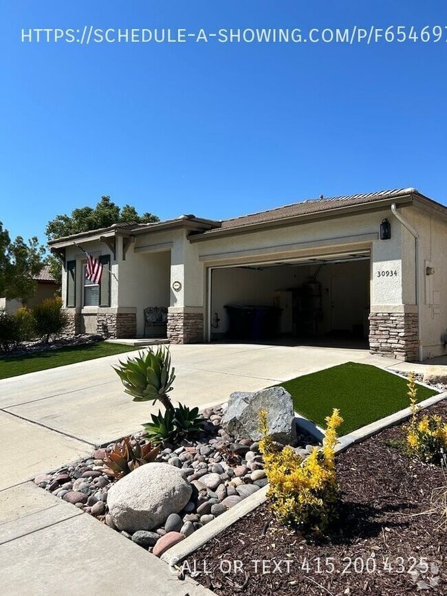 Building Photo - 30934 Crystalaire Dr