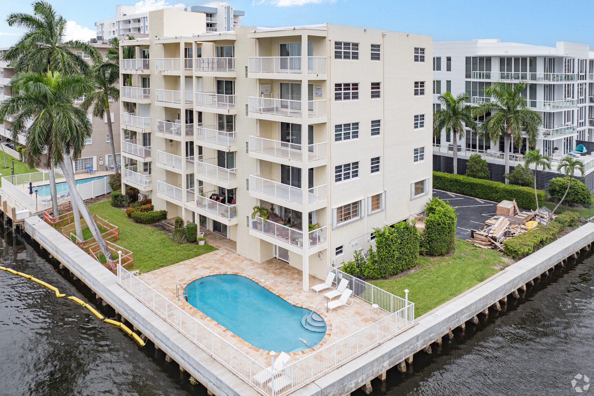 Cambridge Condominiums