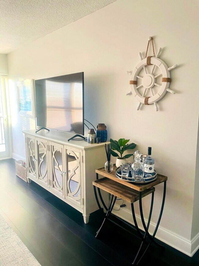 Foto del edificio - 405 N Ocean Blvd