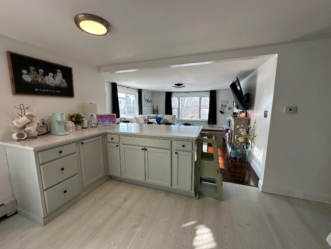 Foto del edificio - 152 Lepes Rd