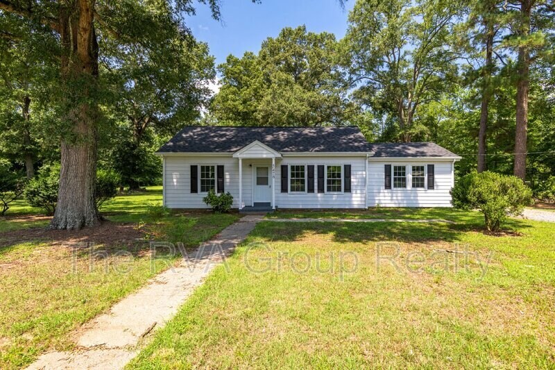 Primary Photo - 5476 White Oak Rd