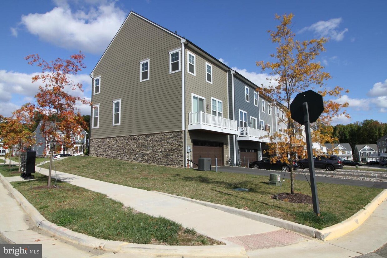 Foto principal - 1825 River Heritage Blvd