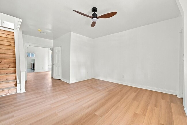 Building Photo - 1030 E Chelten Ave