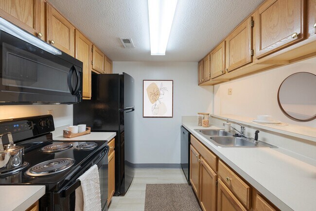 BenningtonPond_2026_Cocina_Estilizada_Virtualmente - Bennington Pond Apartments