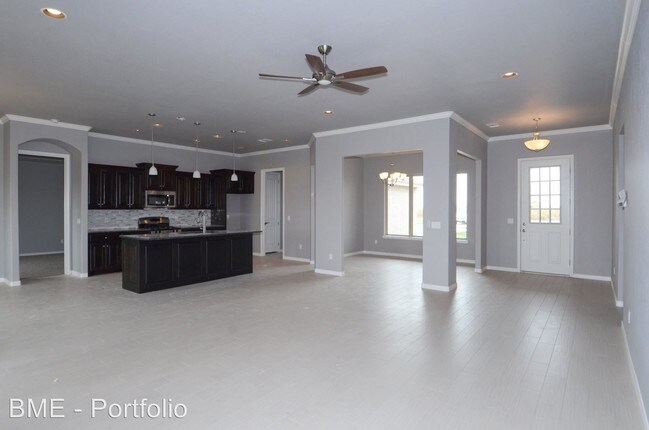 Foto del edificio - 4 br, 2 bath House - 15001 Helium
