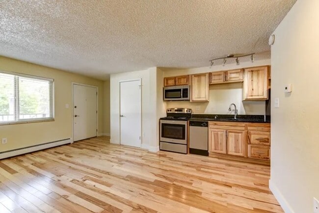 Photo - 263 N Grant St Apartment