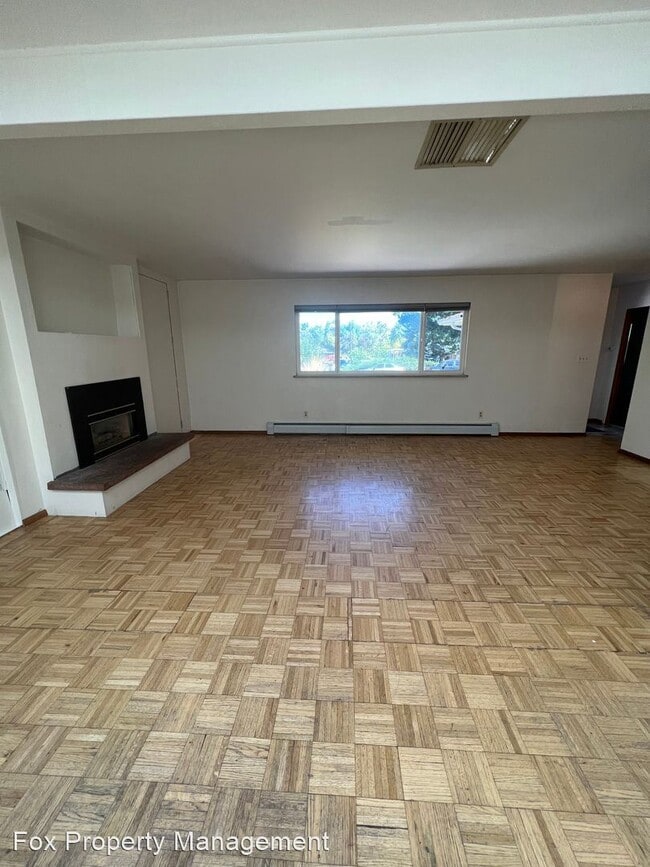 Building Photo - 3 br, 3 bath House - 3275 19th Street