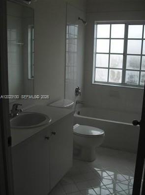 Building Photo - 1423 NE 40th Rd