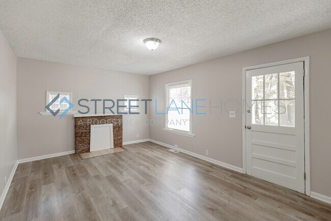 Foto del edificio - Charming 3 Bedroom in Birmingham!