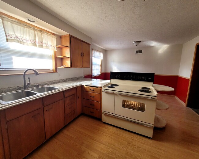 Building Photo - 19 Mulberry Ct