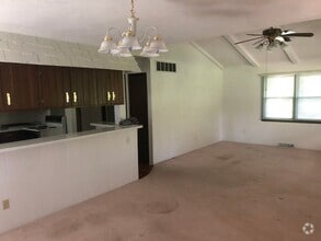 Building Photo - 7591 W Henderson Rd